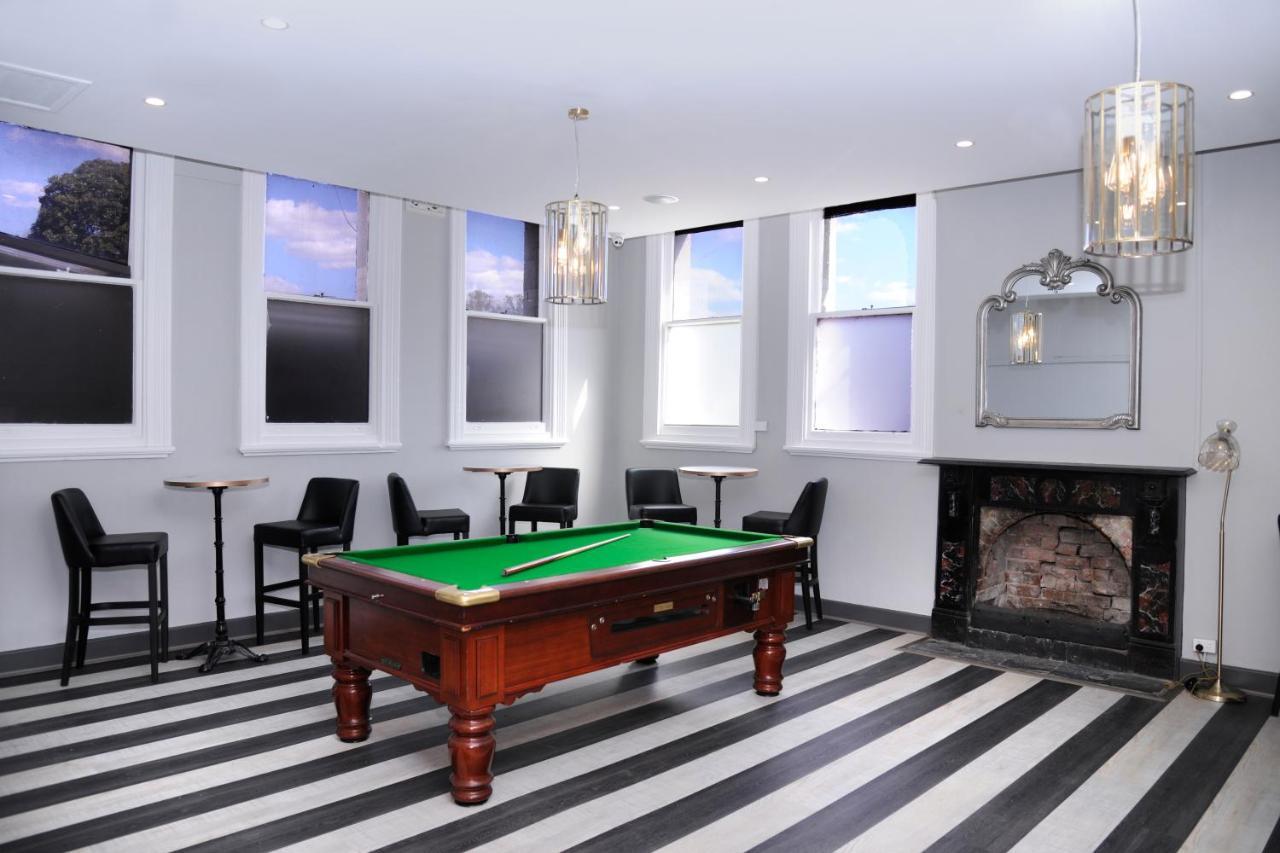 The Stirling Arms Hotel Perth Eksteriør billede